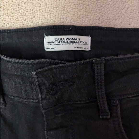 Zara Distressed Black Skinny Jeans - Picture 4 of 5